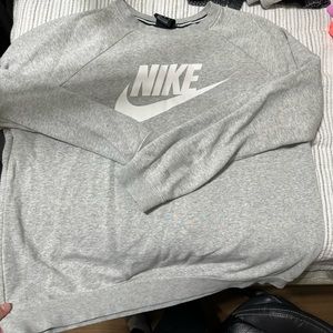 Nike Sweatshirt